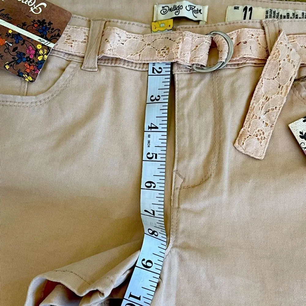 Indigo Rein Lace Belted Casual Shorts • Size 11 • NWT